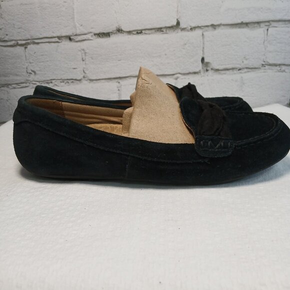 WOMENS VIONIC BLACK SUEDE LOAFER SIZE 8.5 CRISS CROSS BOW ON TOE - Picture 4 of 10